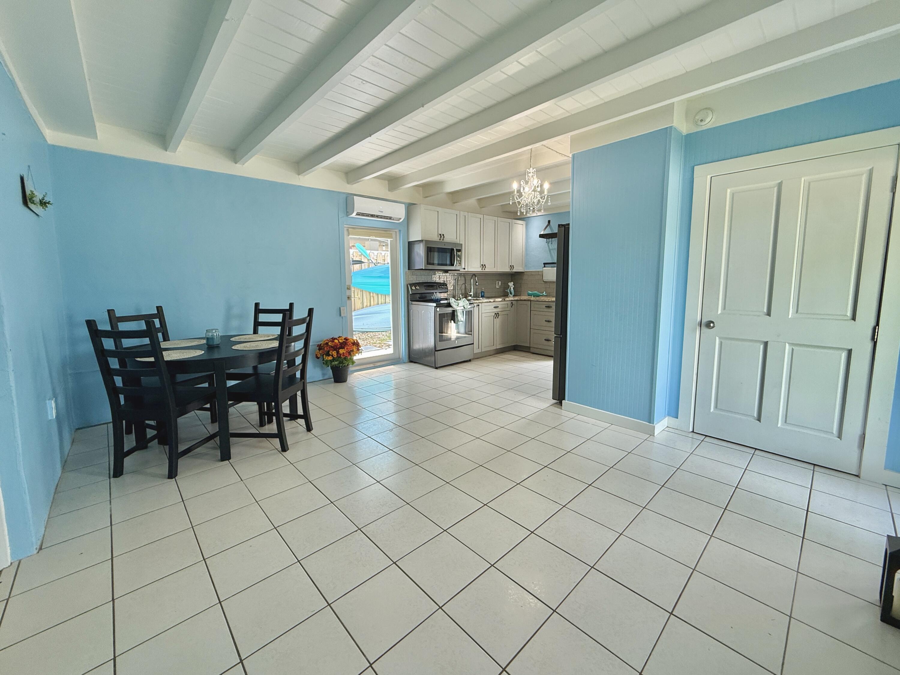 KEY LARGO, Florida, 33037, United States, 1 Bedroom Bedrooms, ,1 BathroomBathrooms,Residential,For Sale,1827867