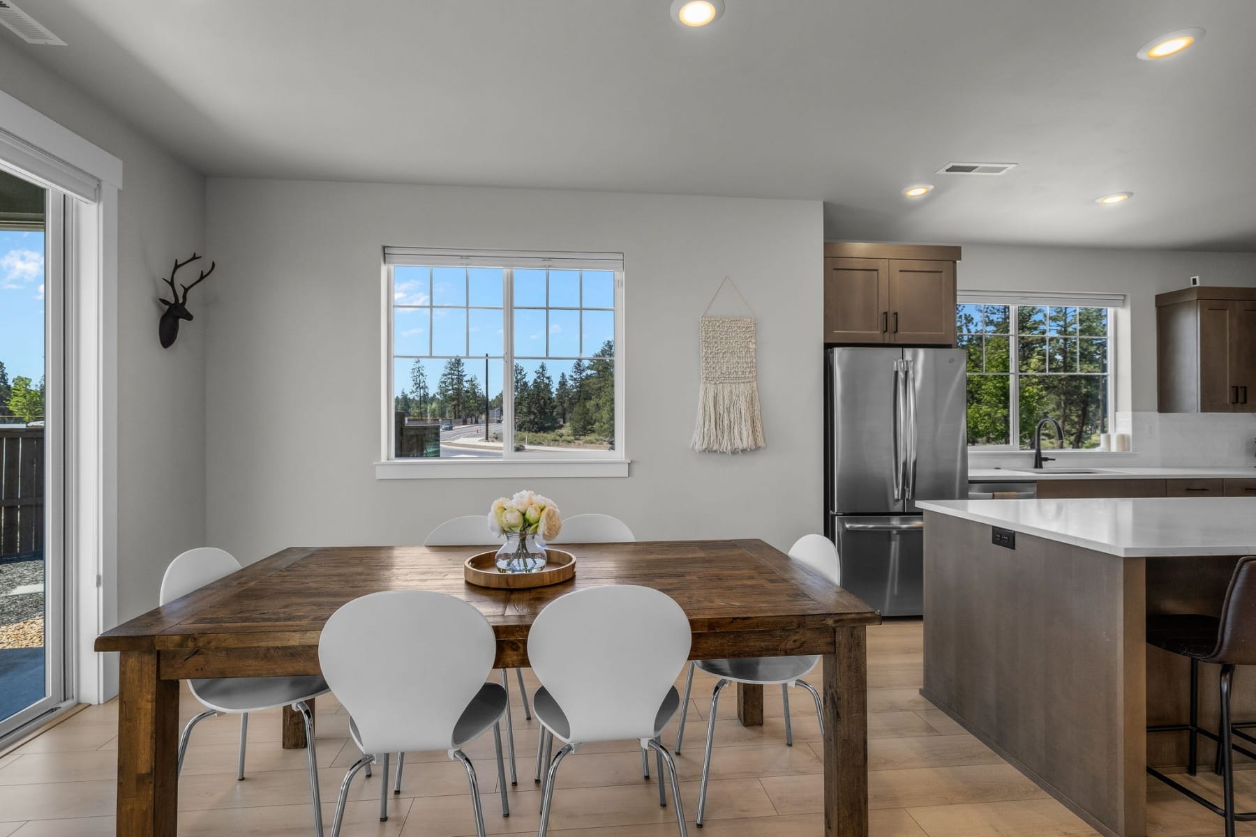  60933 SE Sydney Harbor Court Bend, OR 97702 - 物件實景