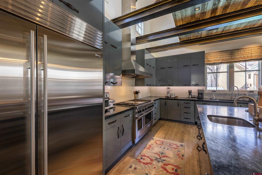 Telluride, Colorado, 81435, United States, 5 Bedrooms Bedrooms, ,6 BathroomsBathrooms,Residential,For Sale,1999717