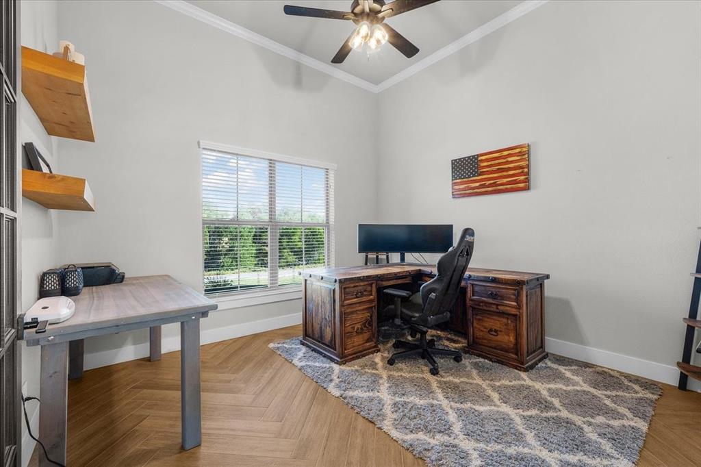 Weatherford, Texas, 76088, United States, 4 Bedrooms Bedrooms, ,4 BathroomsBathrooms,Residential,For Sale,1975341