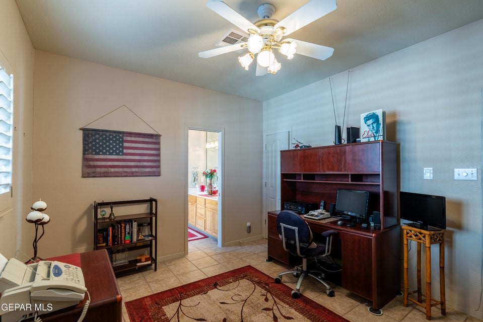 El Paso, Texas, 79912, United States, 4 Bedrooms Bedrooms, ,3 BathroomsBathrooms,Residential,For Sale,1988584