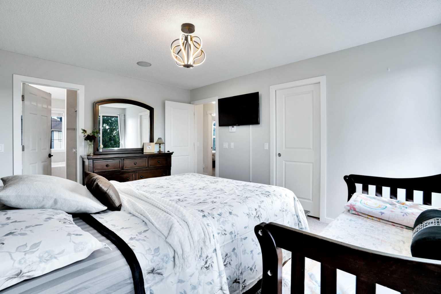 CALGARY, Alberta, T3M 0N7, CA, 4 Bedrooms Bedrooms, ,4 BathroomsBathrooms,Residential,For Sale,1908583