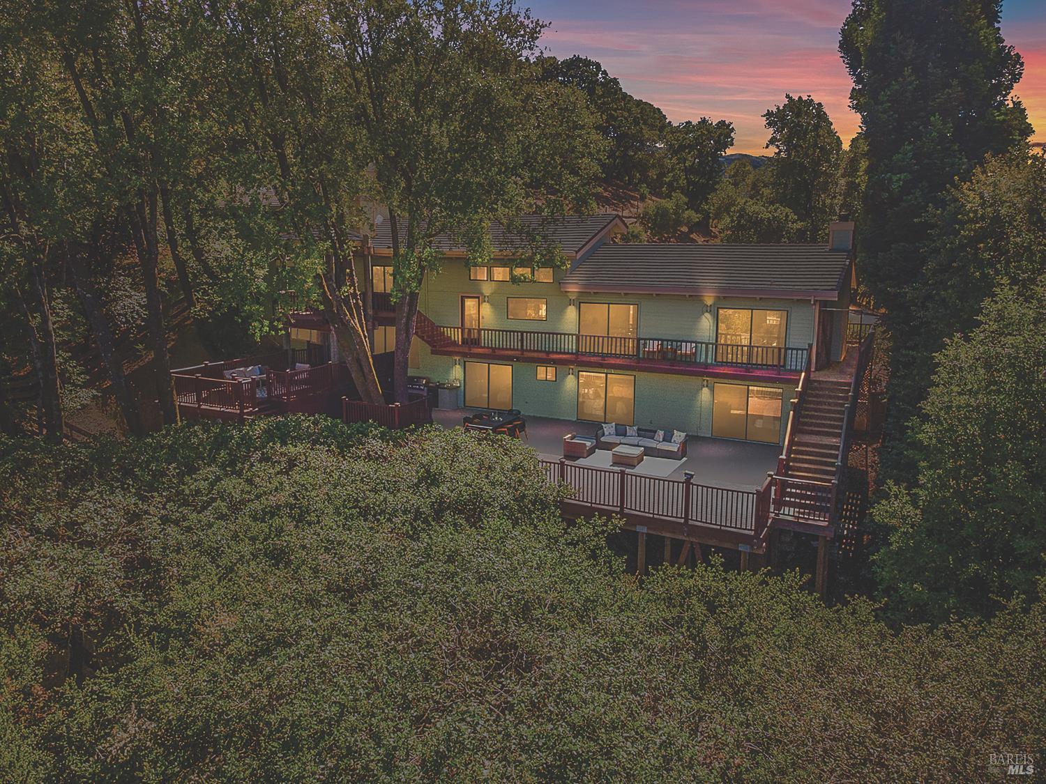 Novato, California, 94947, United States, 5 Bedrooms Bedrooms, ,4 BathroomsBathrooms,Residential,For Sale,1973889