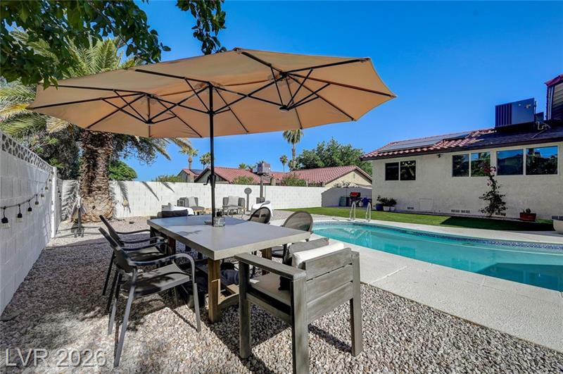 Las Vegas, Nevada, 89120, United States, 4 Bedrooms Bedrooms, ,3 BathroomsBathrooms,Residential,For Sale,2047975