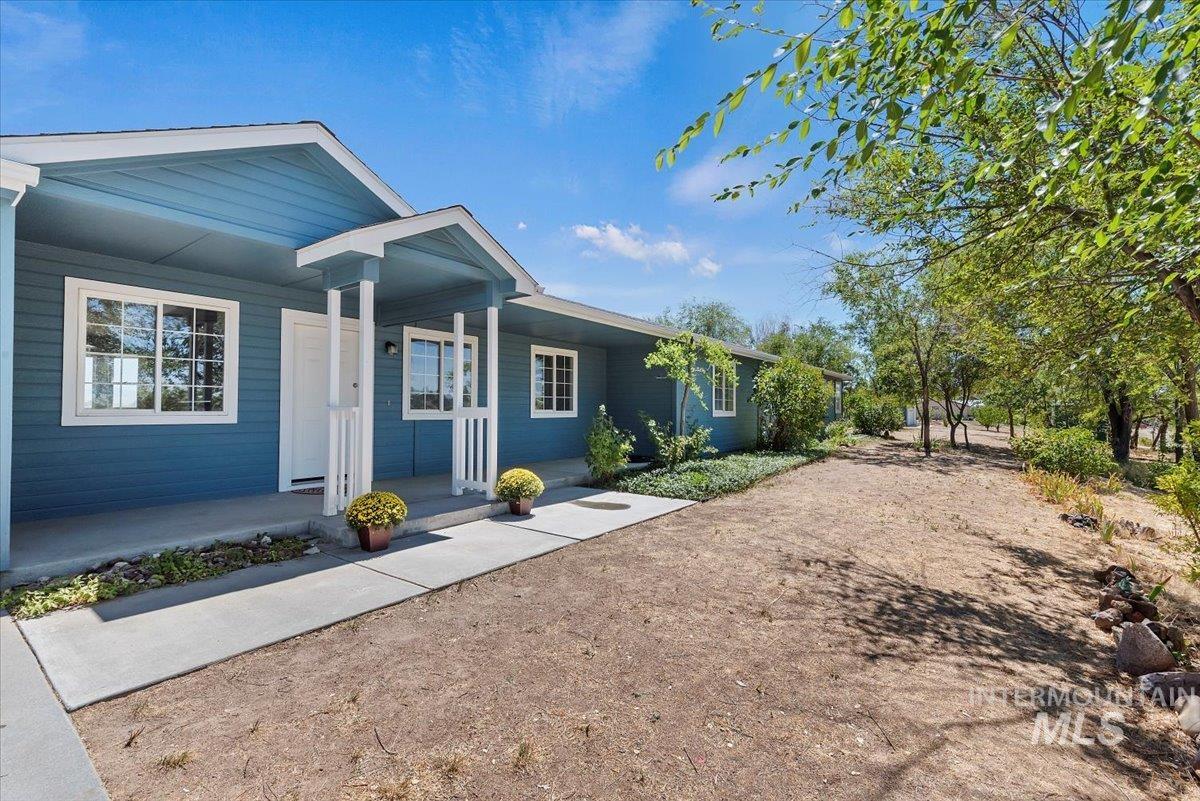 New Plymouth, Idaho, 83655-5457, United States, 5 Bedrooms Bedrooms, ,Residential,For Sale,1918304