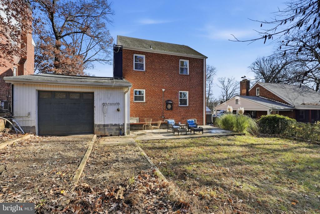 Silver Spring, Maryland, 20901, United States, 4 Bedrooms Bedrooms, ,3 BathroomsBathrooms,Residential,For Sale,2002464