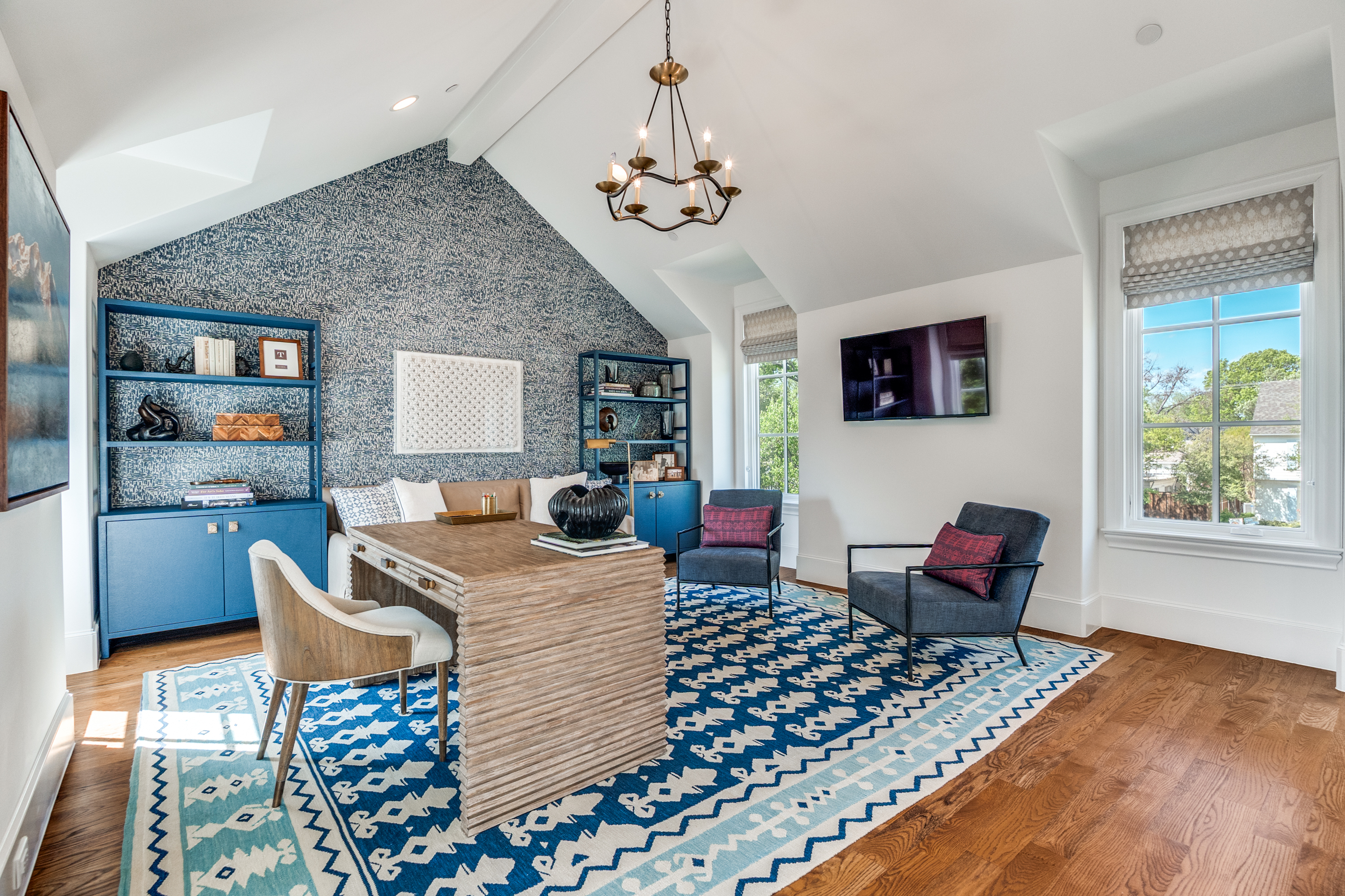  Timeless Home With Designer Finishes Located in University Park - 物件實景