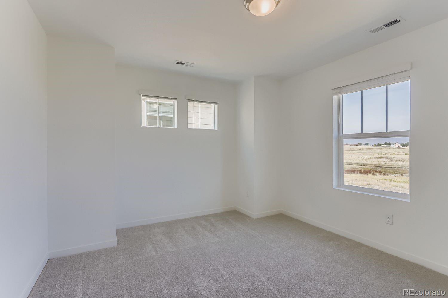 Thornton, Colorado, 80602, United States, 3 Bedrooms Bedrooms, ,2 BathroomsBathrooms,Residential,For Sale,1940914