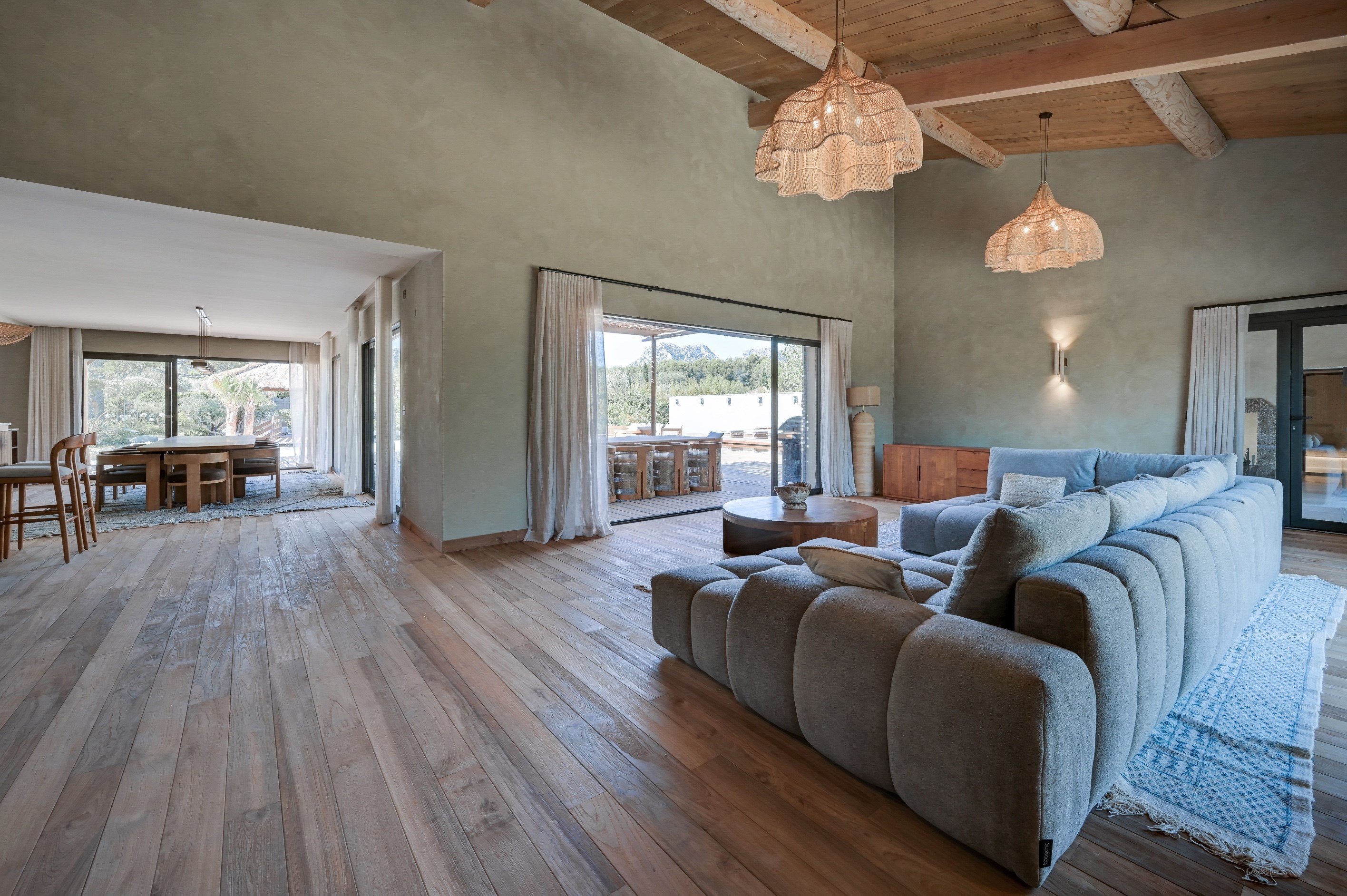  Fully equipped contemporary villa, with views of the Parc naturel régional des … - 物件實景