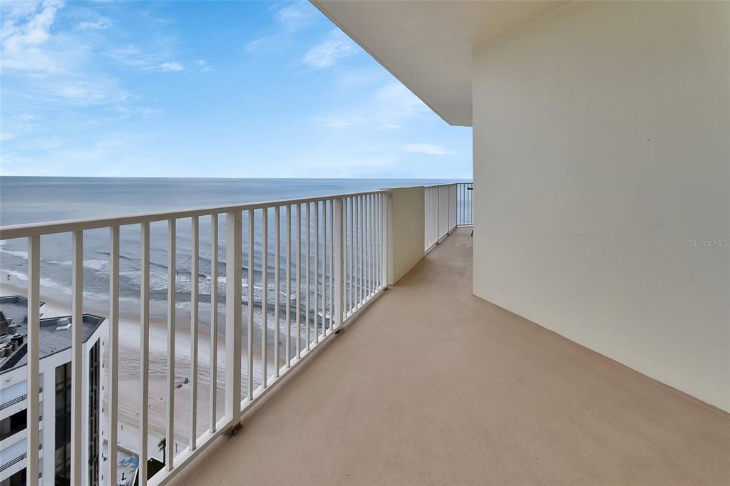 Daytona Beach Shores, Florida, 32118, United States, 2 Bedrooms Bedrooms, ,2 BathroomsBathrooms,Residential,For Sale,1906668