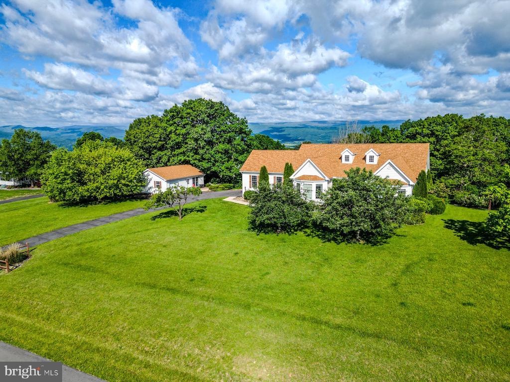 Petersburg, West Virginia, 26847, United States, 3 Bedrooms Bedrooms, ,3 BathroomsBathrooms,Residential,For Sale,1891078