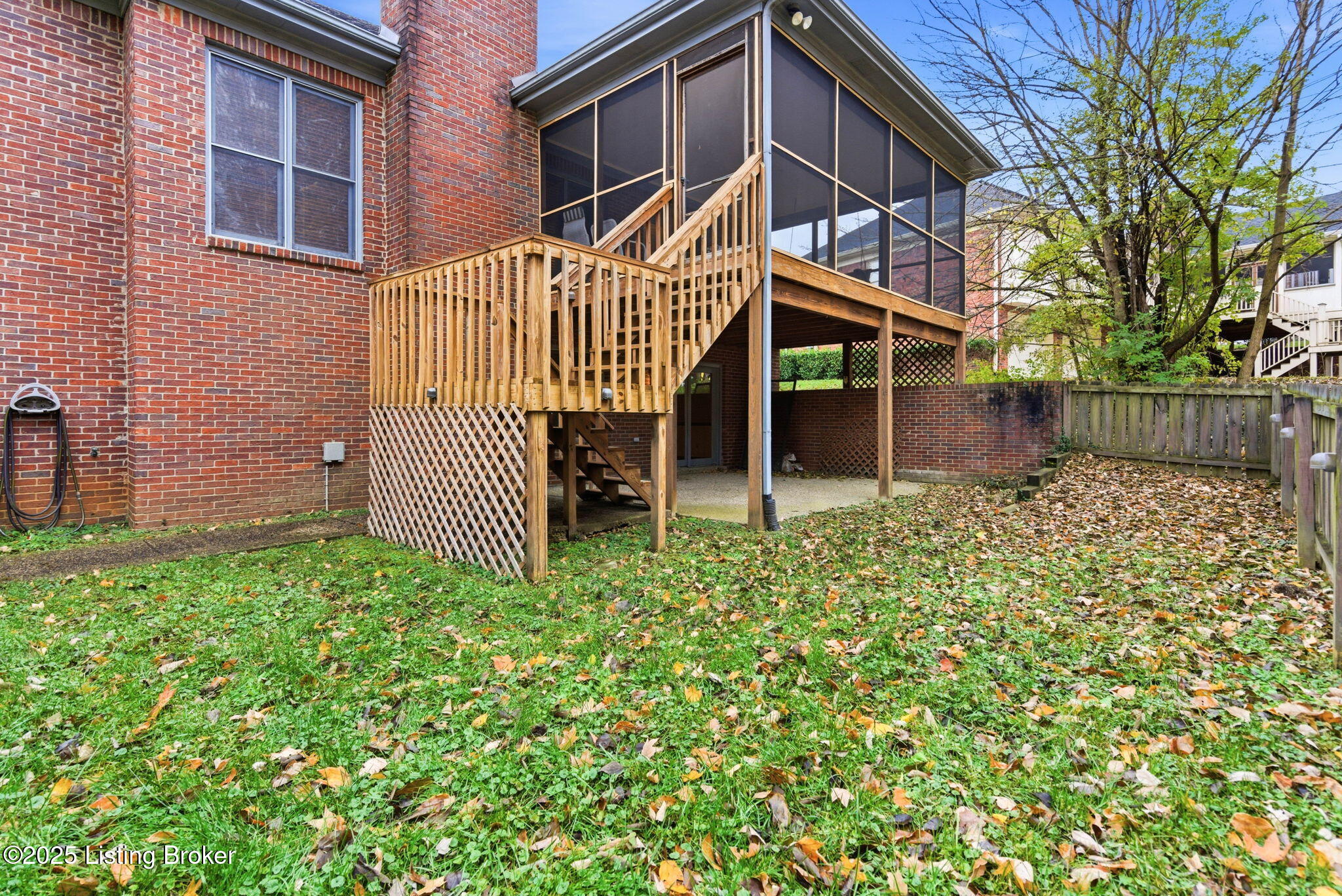 Prospect, Kentucky, 40059, United States, 3 Bedrooms Bedrooms, ,3 BathroomsBathrooms,Residential,For Sale,1996132