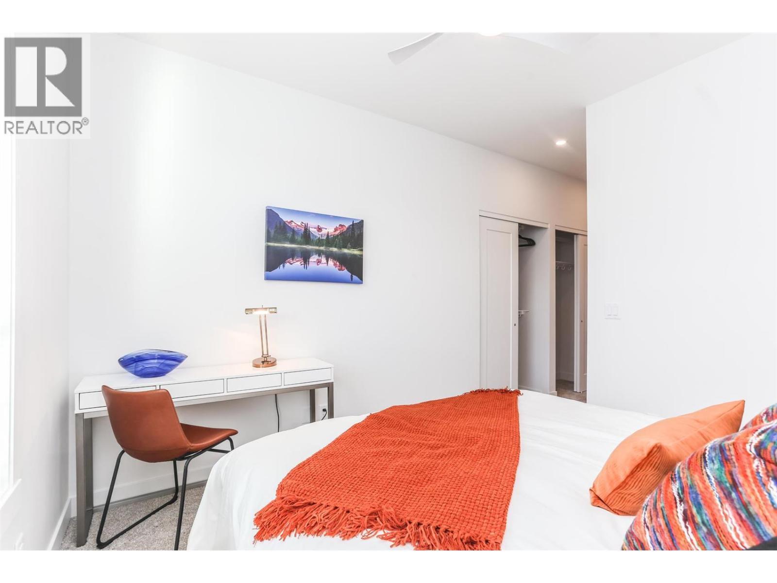 KELOWNA, British Columbia, V1V 0H2, CA, 3 Bedrooms Bedrooms, ,2 BathroomsBathrooms,Residential,For Sale,1961445