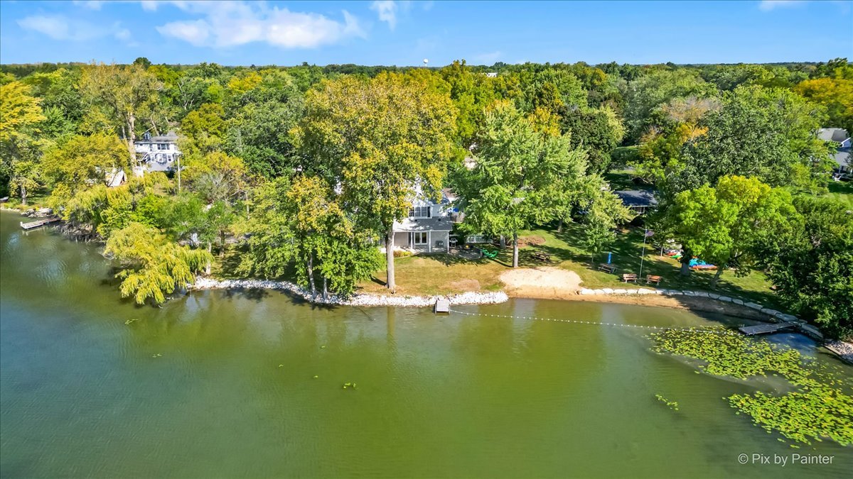 Grayslake, Illinois, 60030, United States, 4 Bedrooms Bedrooms, ,3 BathroomsBathrooms,Residential,For Sale,1992794