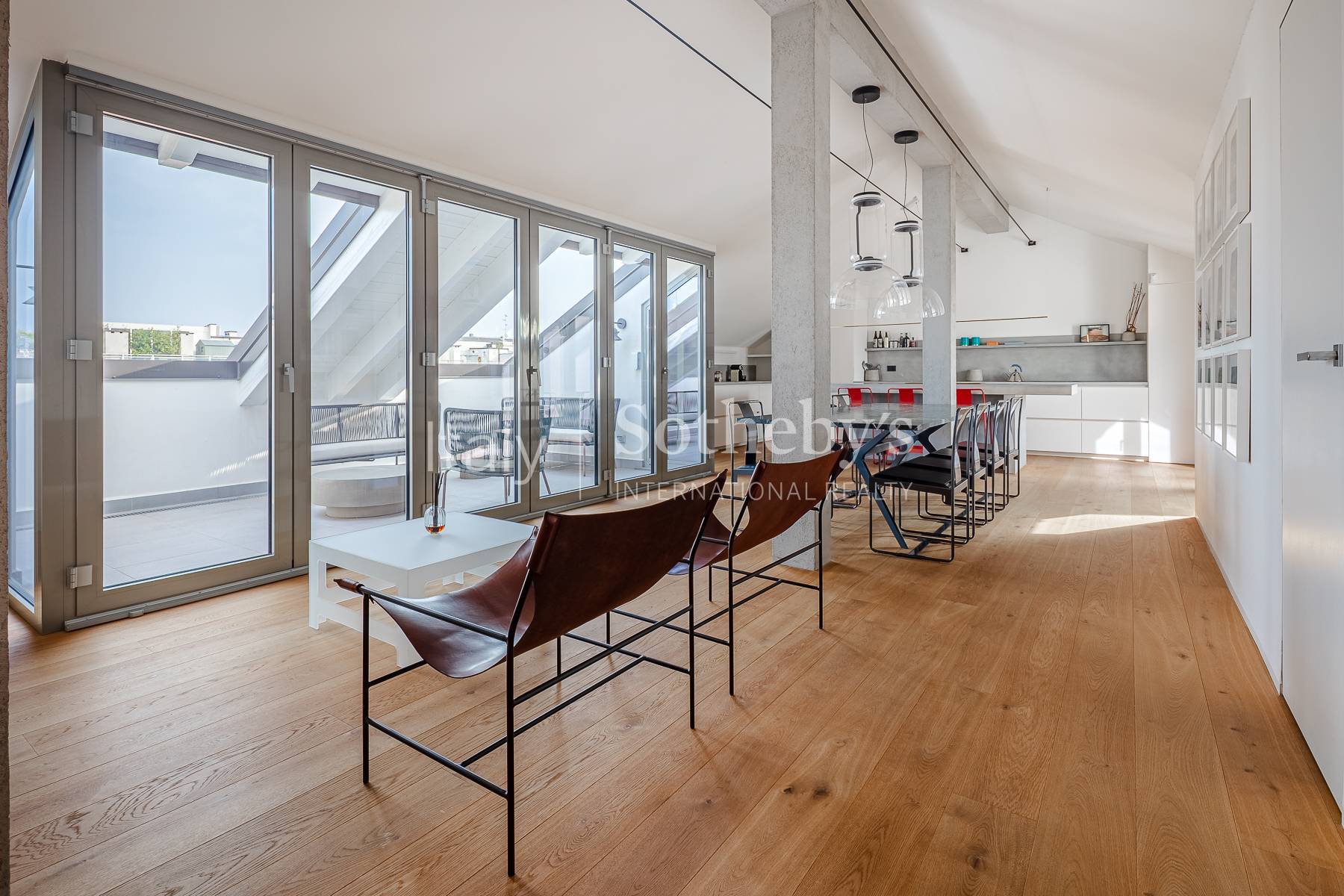  Exclusive penthouse with terrace in a historic building - 物件實景