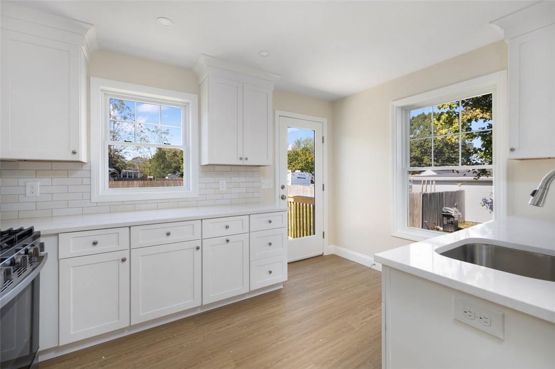 Warwick, Rhode Island, 02889, United States, 4 Bedrooms Bedrooms, ,4 BathroomsBathrooms,Residential,For Sale,2002981