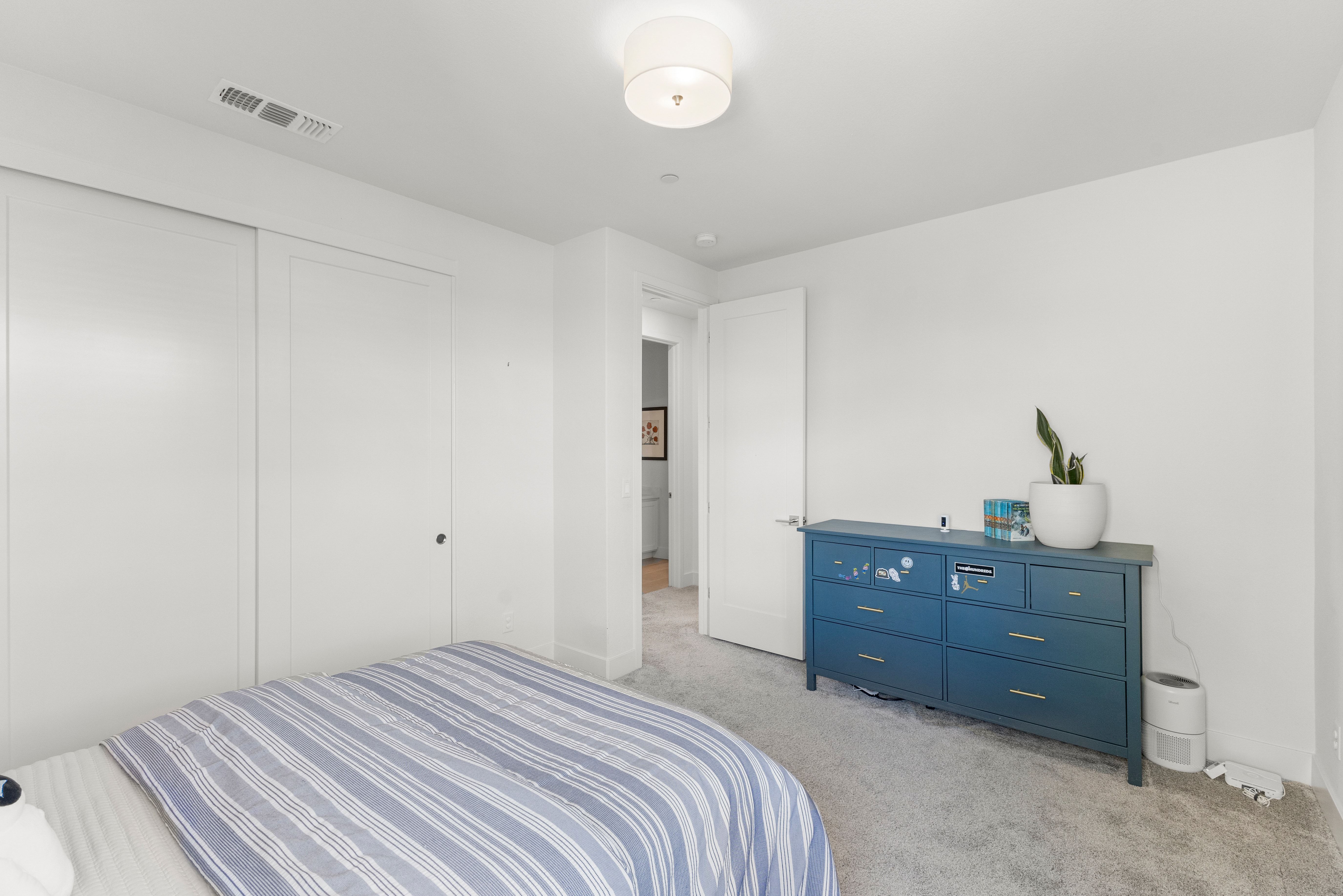  Sophisticated Smart-Home Living in Dublin