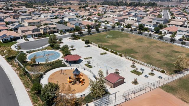 Murrieta, California, 92563, United States, 4 Bedrooms Bedrooms, ,3 BathroomsBathrooms,Residential,For Sale,1930051