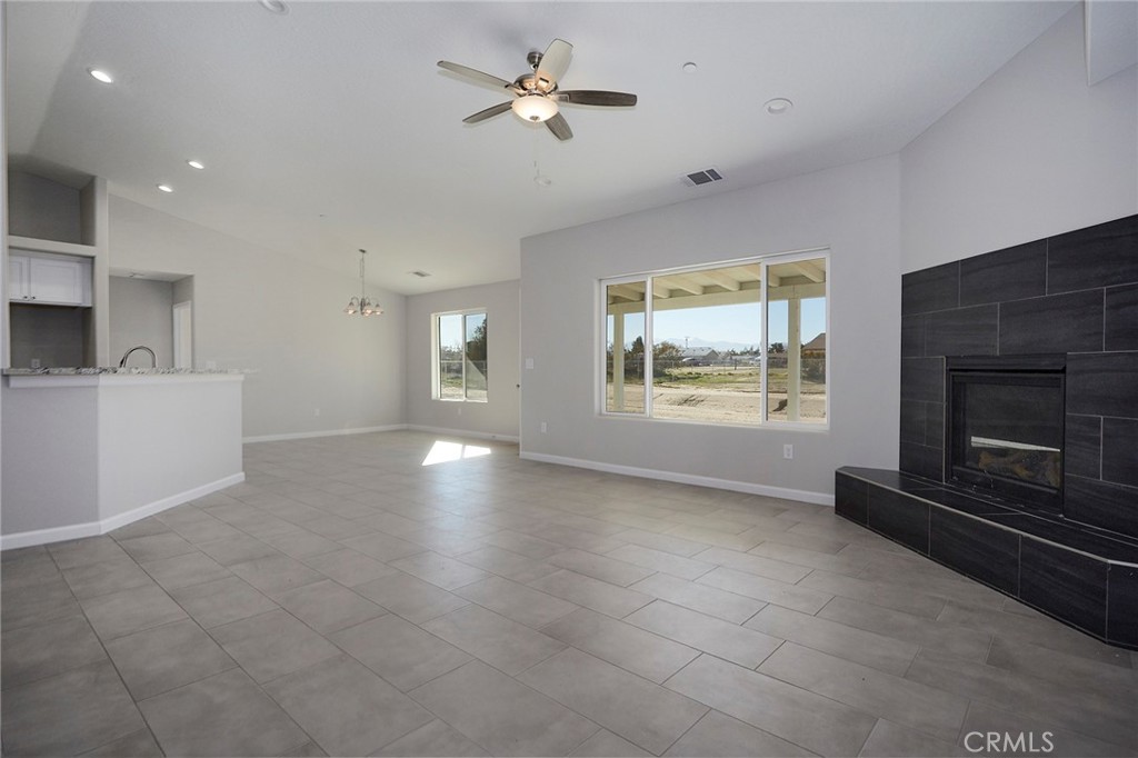 Hesperia, California, 92345, United States, 4 Bedrooms Bedrooms, ,3 BathroomsBathrooms,Residential,For Sale,1877164