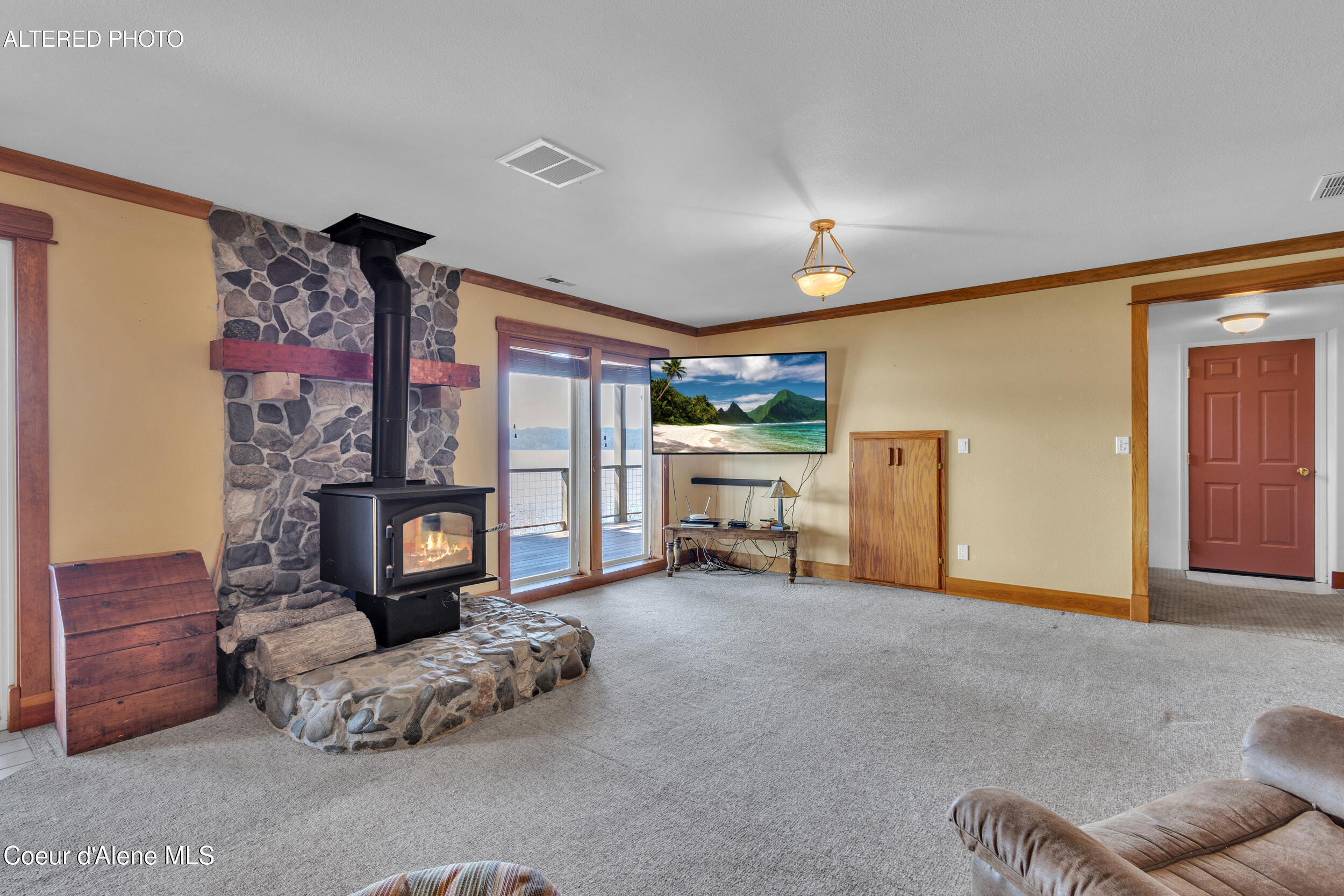 Harrison, Idaho, 83833, United States, 3 Bedrooms Bedrooms, ,3 BathroomsBathrooms,Residential,For Sale,2041876