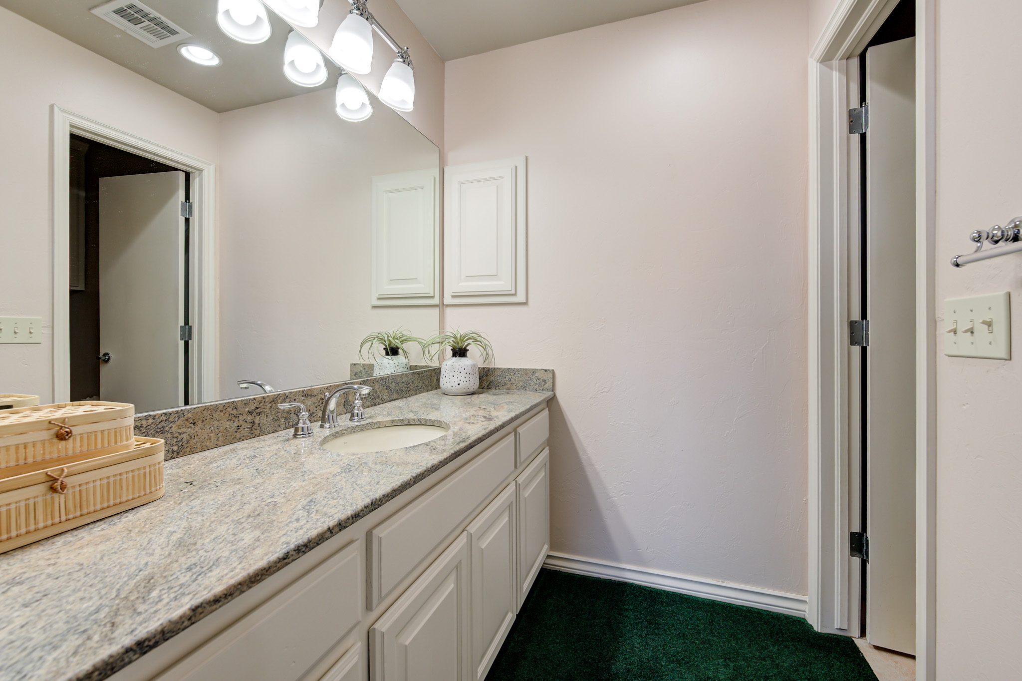  6206 Waterford Boulevard Unit 45, Oklahoma City, OK 73118 - 物件實景