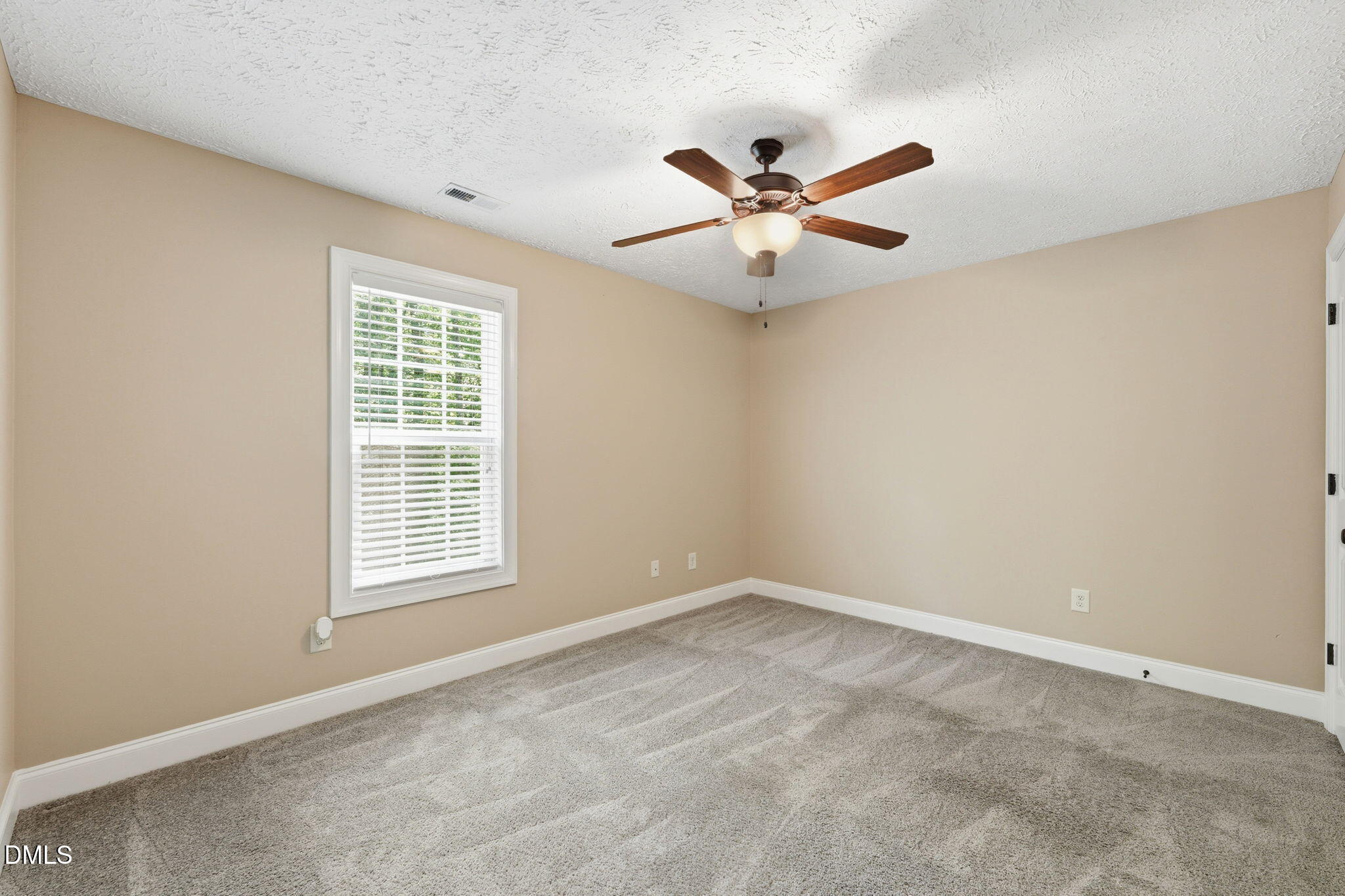 Mebane, North Carolina, 27302, United States, 4 Bedrooms Bedrooms, ,3 BathroomsBathrooms,Residential,For Sale,2048887
