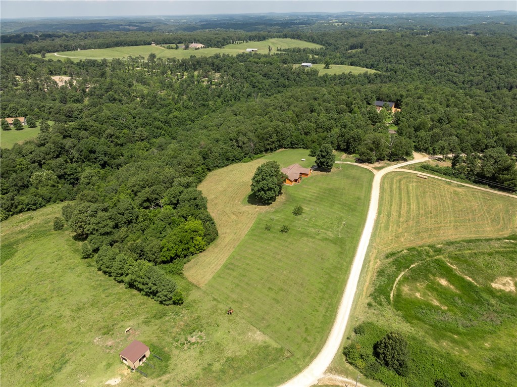 Huntsville, Arkansas, 72740, United States, 3 Bedrooms Bedrooms, ,4 BathroomsBathrooms,Residential,For Sale,1907713