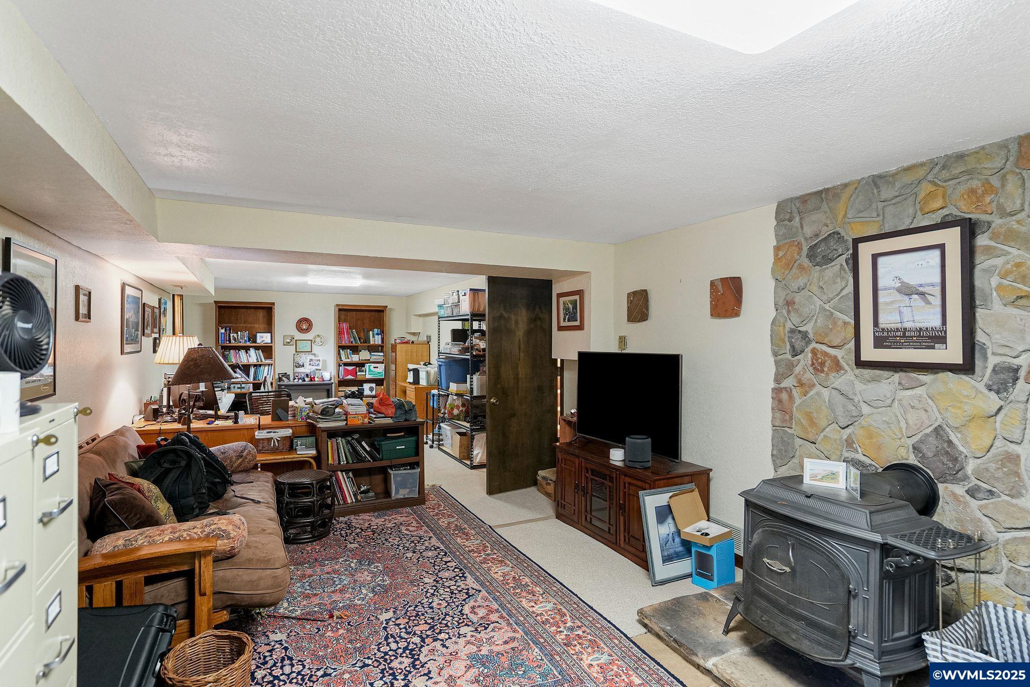 Salem, Oregon, 97302, United States, 3 Bedrooms Bedrooms, ,3 BathroomsBathrooms,Residential,For Sale,1846561