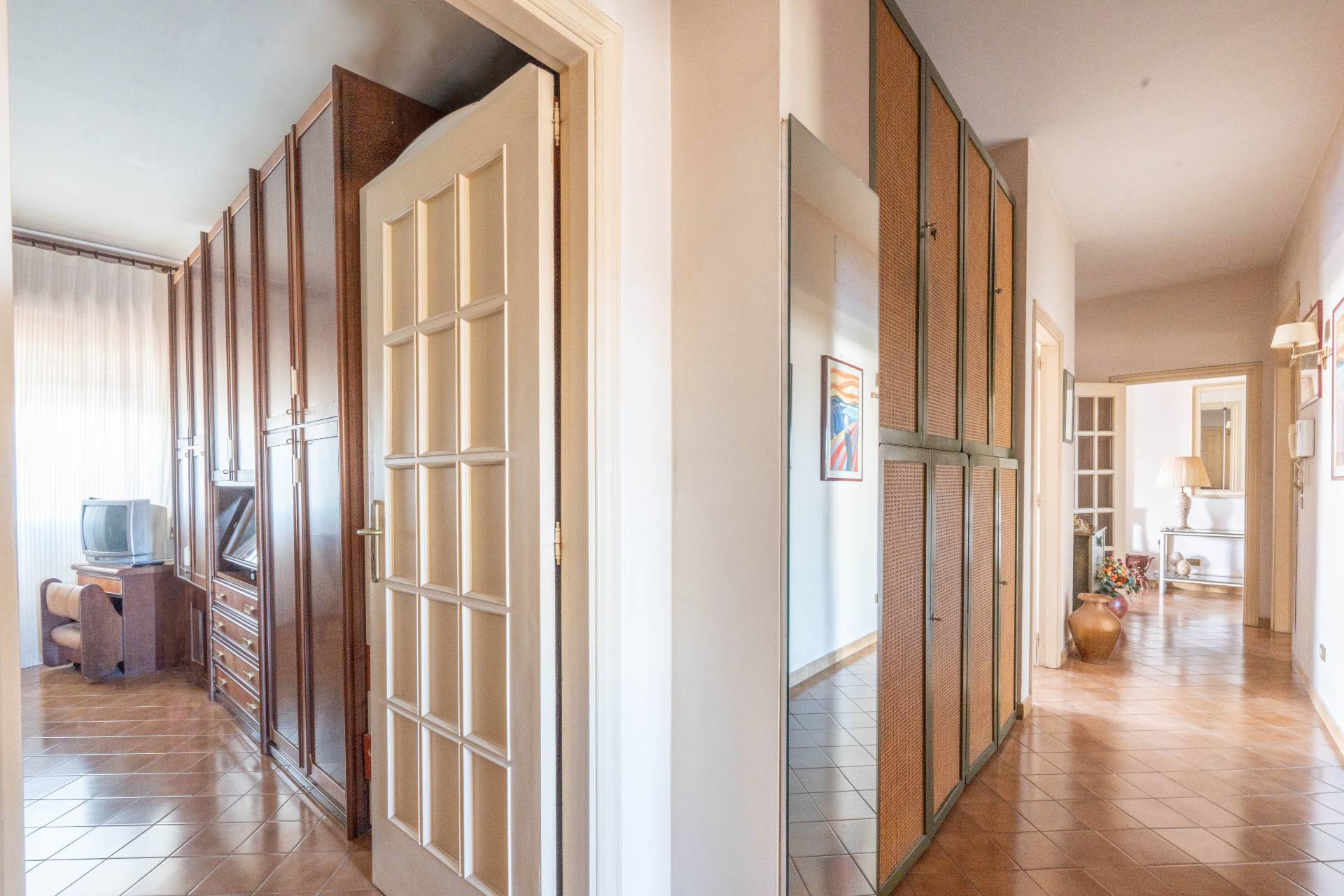 Via Tenente Gaetano Devitofrancesco, Bari, Bari, 70100, IT, 3 Bedrooms Bedrooms, ,2 BathroomsBathrooms,Residential,For Sale,Via Tenente Gaetano Devitofrancesco,1486305