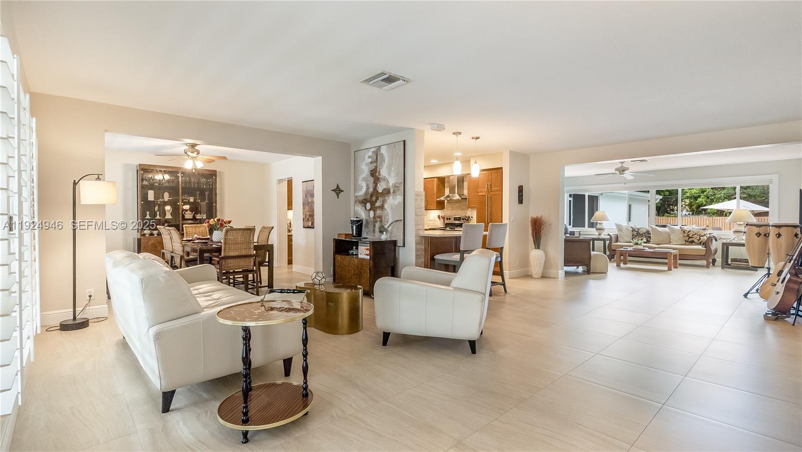 Hollywood, Florida, 33021, United States, 3 Bedrooms Bedrooms, ,2 BathroomsBathrooms,Residential,For Sale,2001683