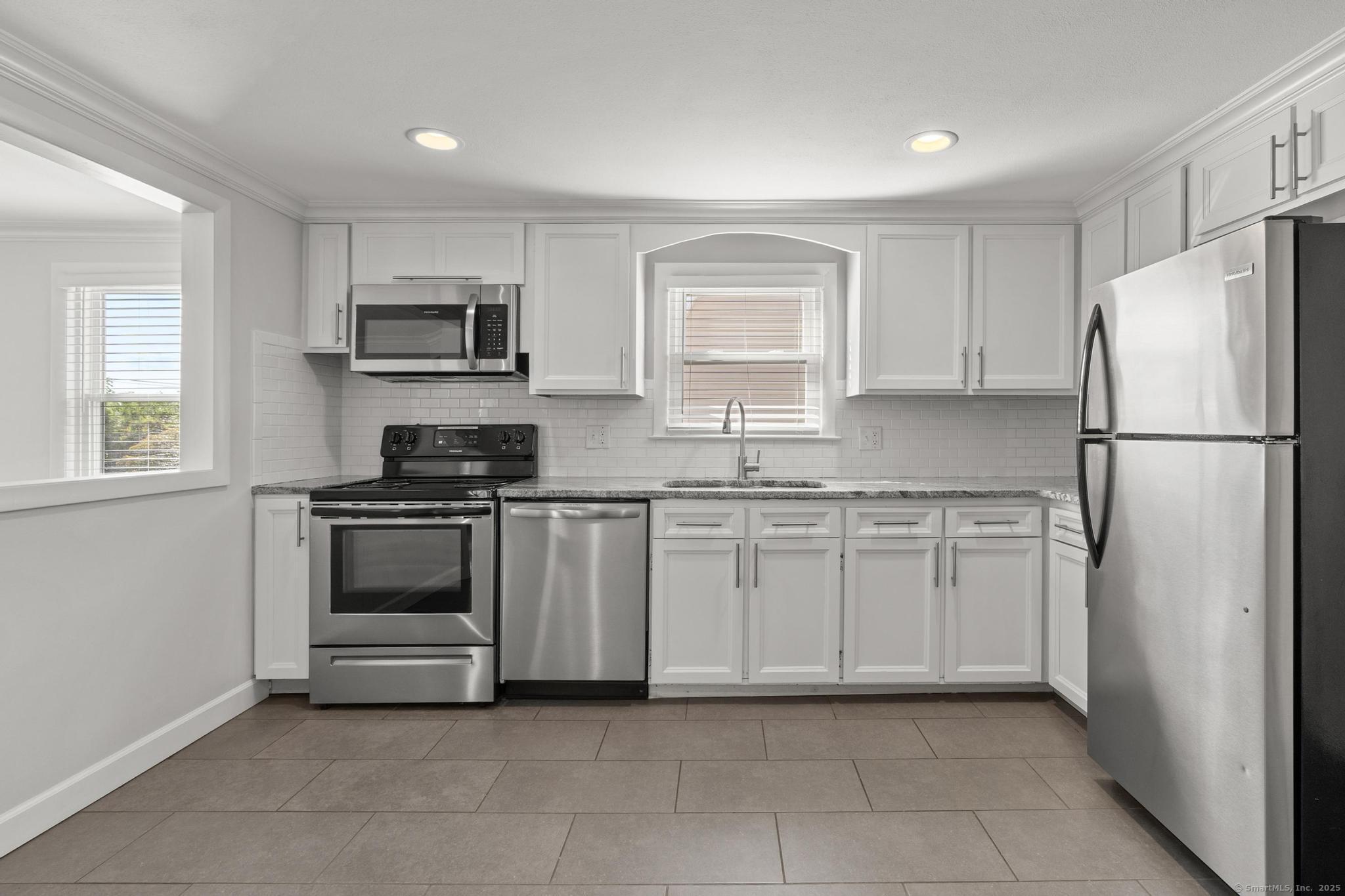 West Hartford, Connecticut, 06119, United States, 4 Bedrooms Bedrooms, ,2 BathroomsBathrooms,Residential,For Sale,1934206