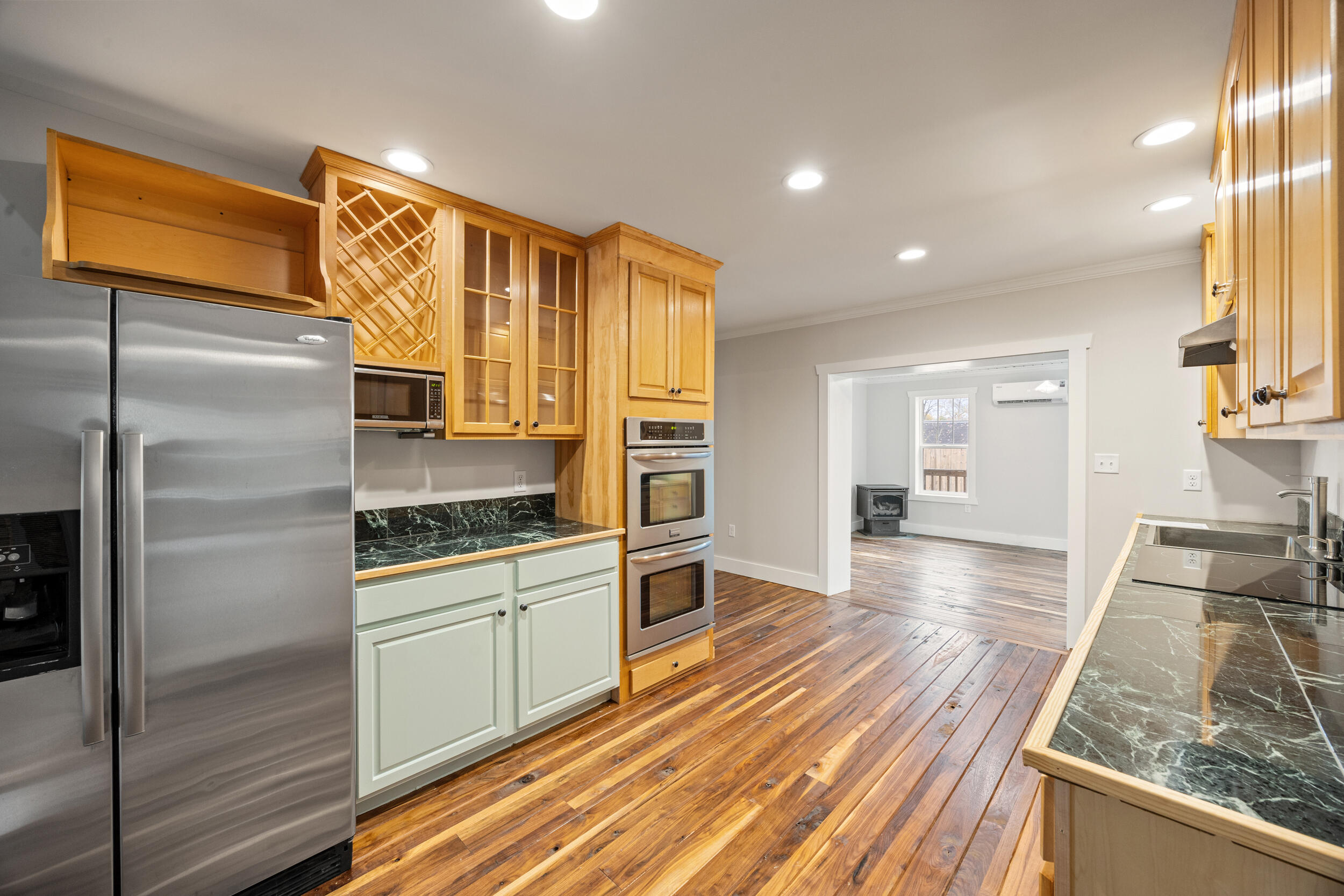 Corinth, Kentucky, 41010, United States, 4 Bedrooms Bedrooms, ,4 BathroomsBathrooms,Residential,For Sale,1992154