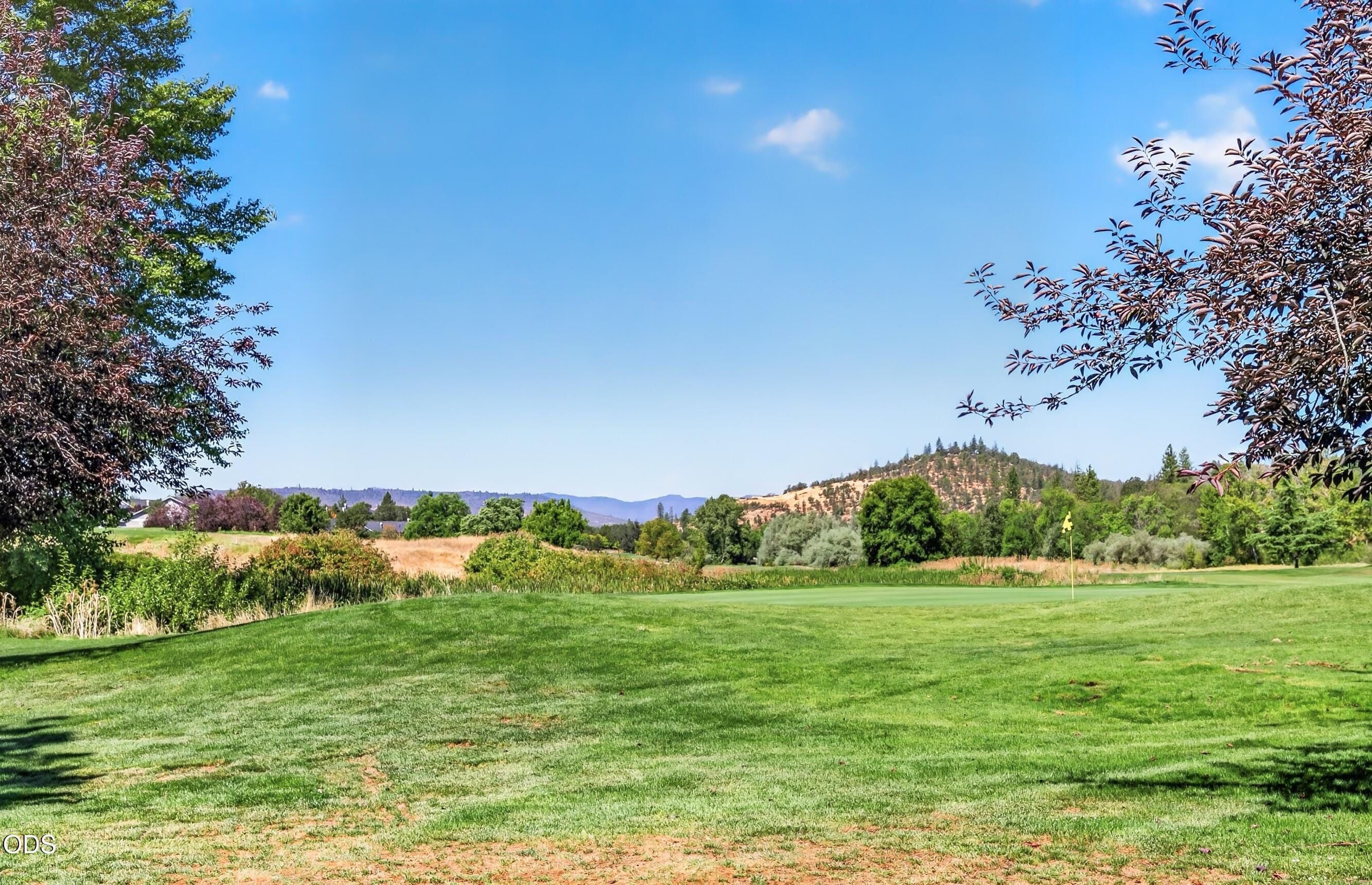  159 Princeville Drive Eagle Point, OR 97524 - 物件實景