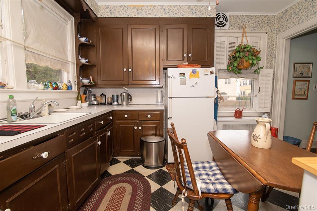 Beechhurst, New York, 11357, United States, 4 Bedrooms Bedrooms, ,1 BathroomBathrooms,Residential,For Sale,1973766