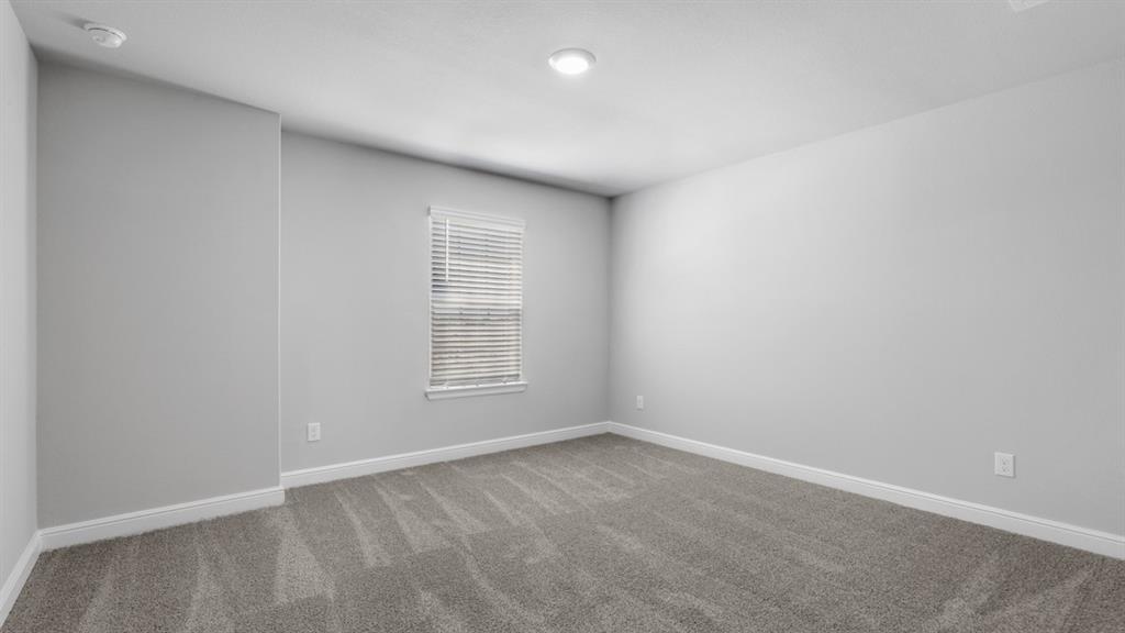 Mansfield, Texas, 76063, United States, 5 Bedrooms Bedrooms, ,3 BathroomsBathrooms,Residential,For Sale,1937196