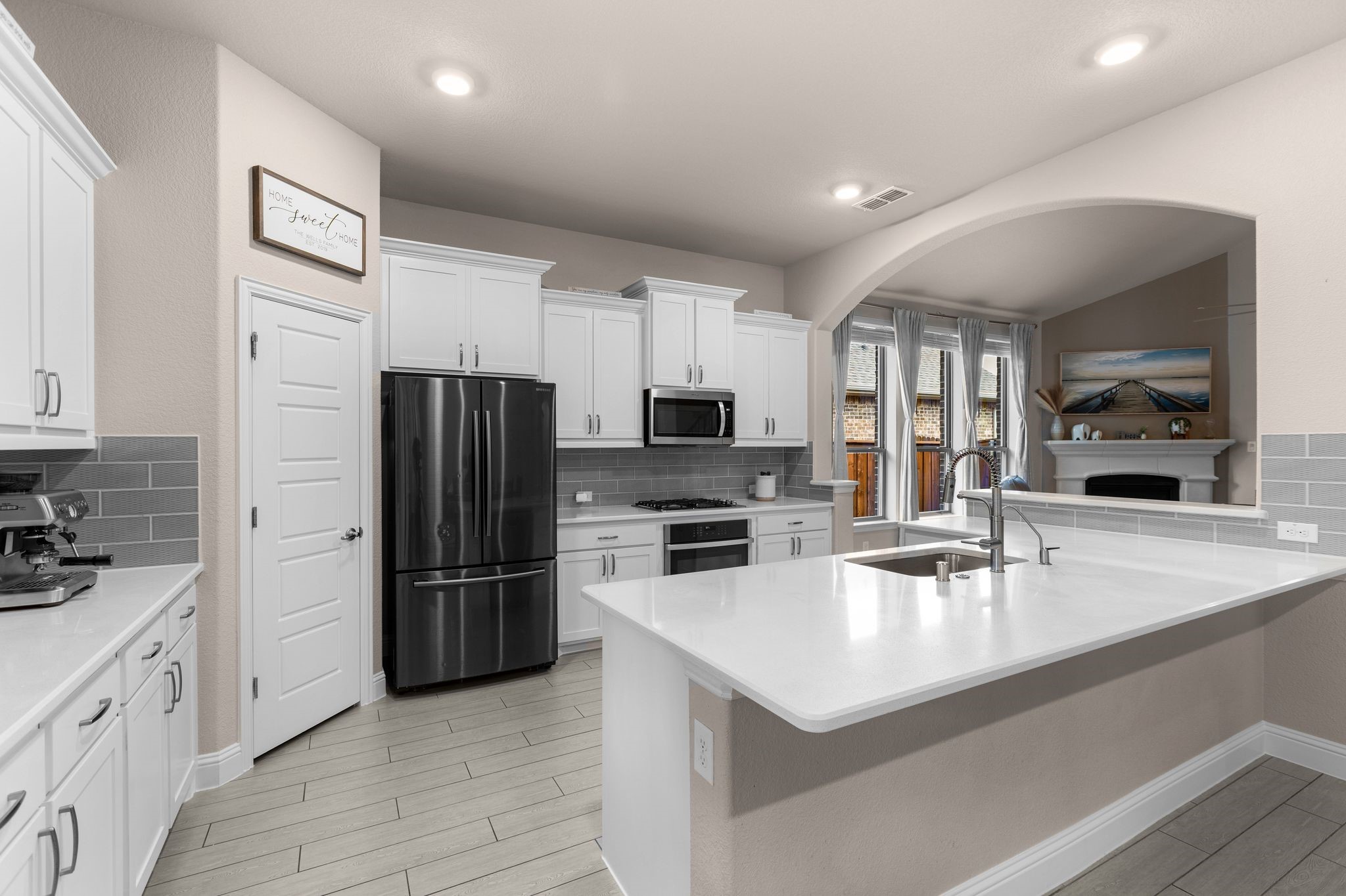 Melissa, Texas, 75454, United States, 5 Bedrooms Bedrooms, ,3 BathroomsBathrooms,Residential,For Sale,1958958