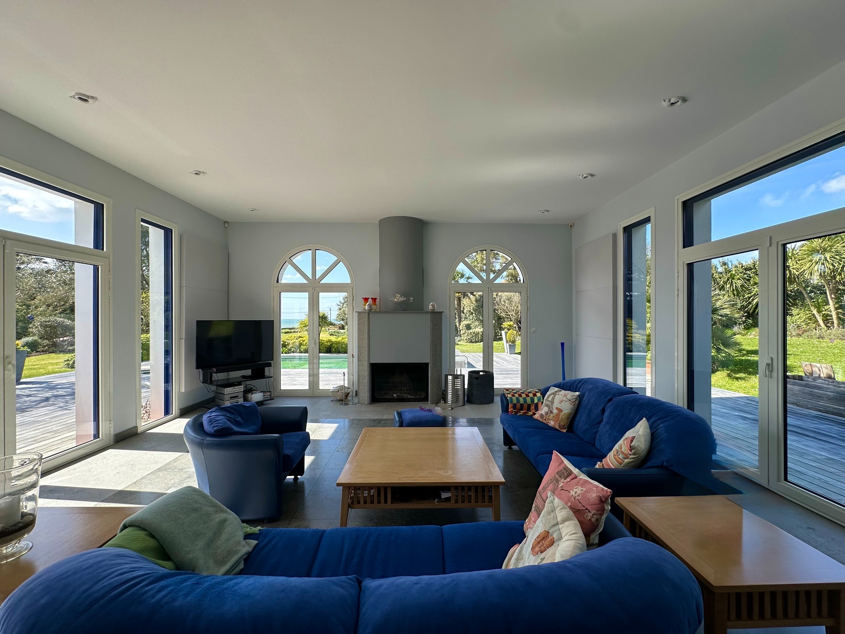  Exceptional Seafront Property – Exclusive Listing - 物件實景
