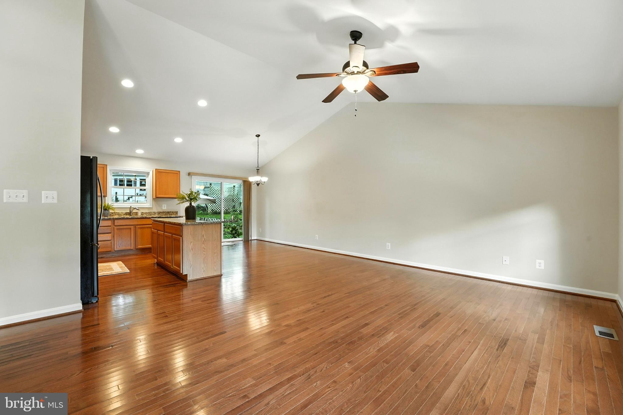 Warrenton, Virginia, 20186, United States, 3 Bedrooms Bedrooms, ,3 BathroomsBathrooms,Residential,For Sale,1930578