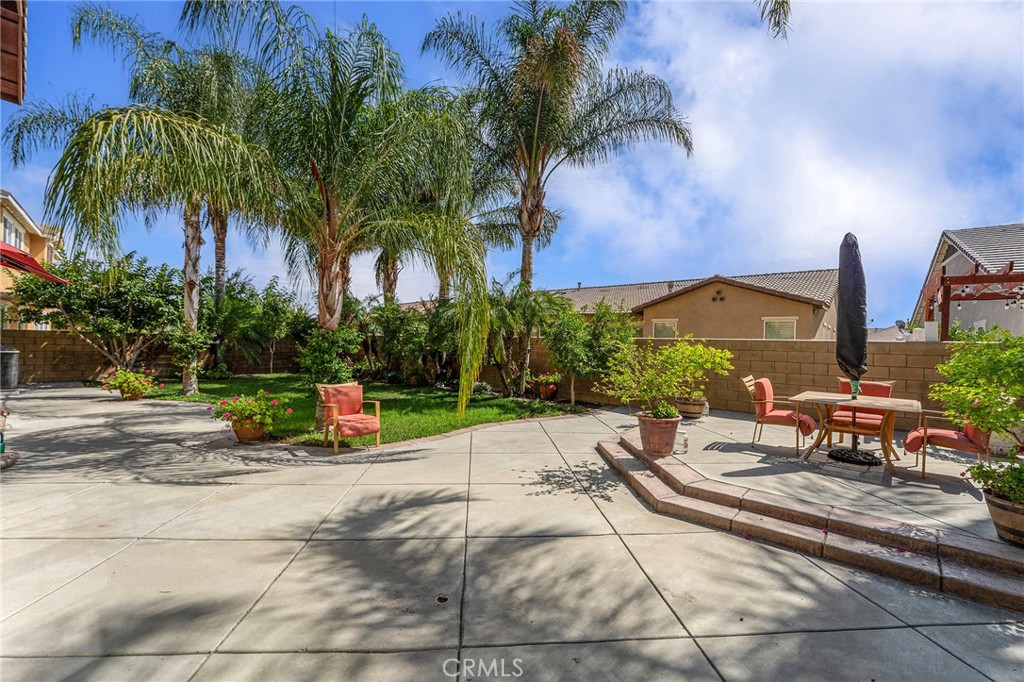 Eastvale, California, 92880, United States, 5 Bedrooms Bedrooms, ,3 BathroomsBathrooms,Residential,For Sale,1930903