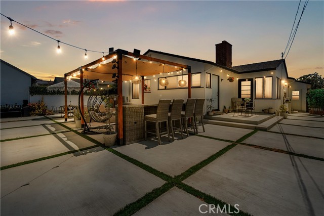 Downey, California, 90241, United States, 3 Bedrooms Bedrooms, ,2 BathroomsBathrooms,Residential,For Sale,1914661