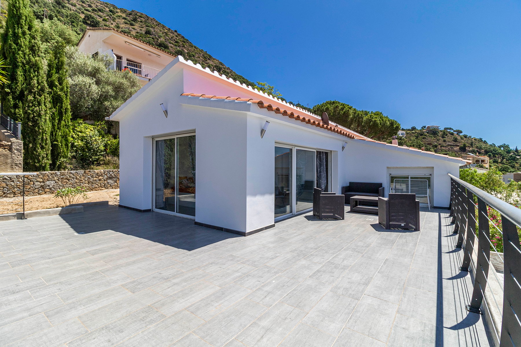  Modern Style House in Residential Area in Costa Brava - 物件實景