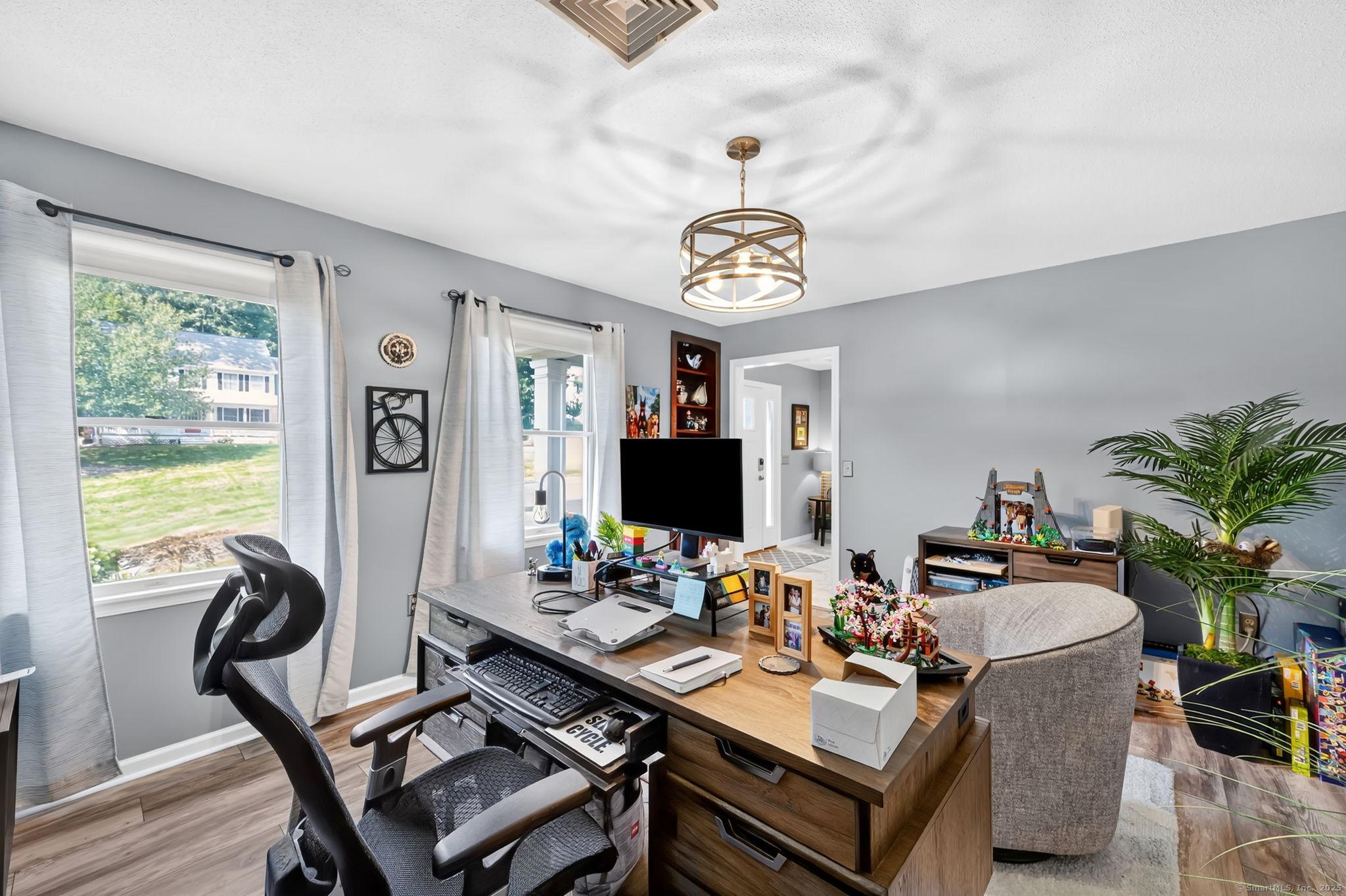 Vernon, Connecticut, 06066, United States, 3 Bedrooms Bedrooms, ,4 BathroomsBathrooms,Residential,For Sale,1944677