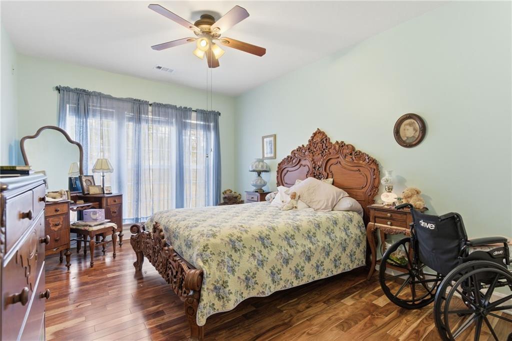 Cumming, Georgia, 30041, United States, 5 Bedrooms Bedrooms, ,4 BathroomsBathrooms,Residential,For Sale,2031919