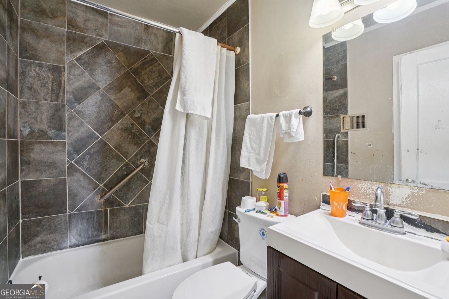 Atlanta, Georgia, 30316, United States, 4 Bedrooms Bedrooms, ,1 BathroomBathrooms,Residential,For Sale,2012169