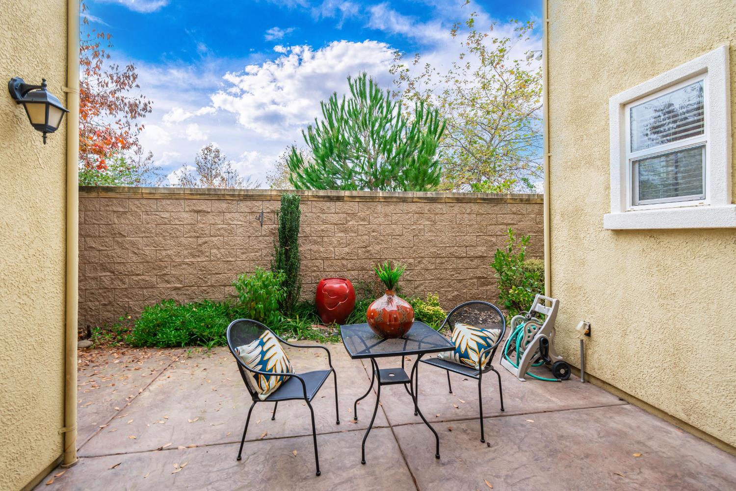 Folsom, California, 95630, United States, 4 Bedrooms Bedrooms, ,3 BathroomsBathrooms,Residential,For Sale,2000807