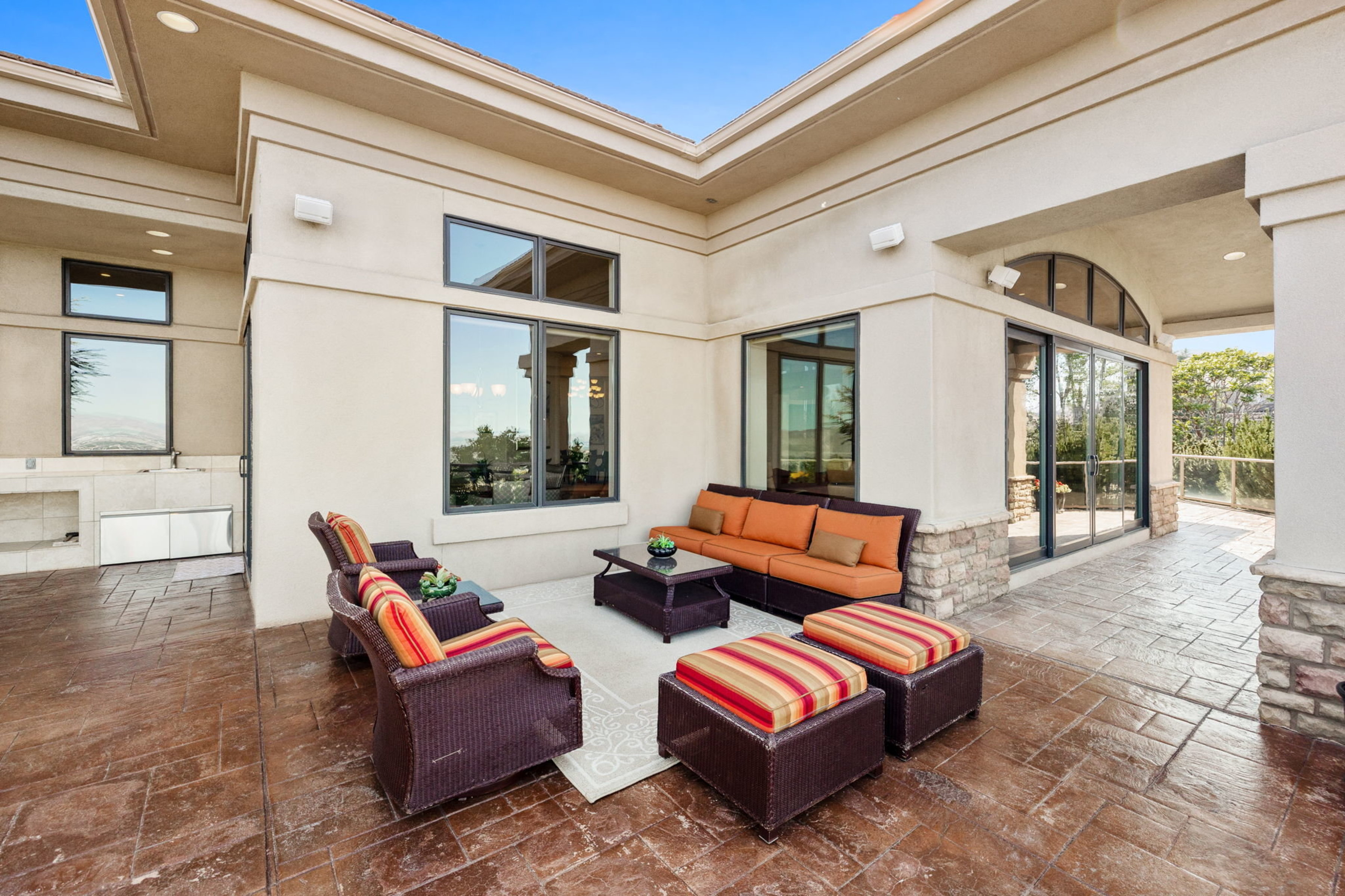  Stunning Custom Home with Breathtaking Views in Reno - 物件實景