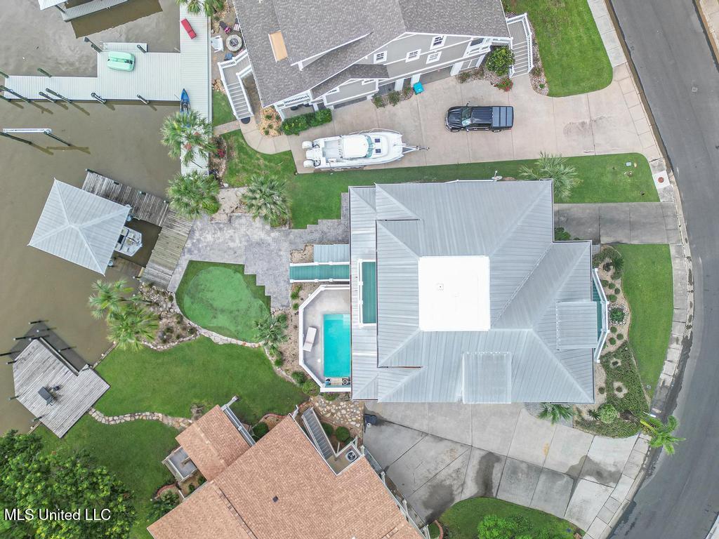 Gulfport, Mississippi, 39507, United States, 4 Bedrooms Bedrooms, ,3 BathroomsBathrooms,Residential,For Sale,1903526