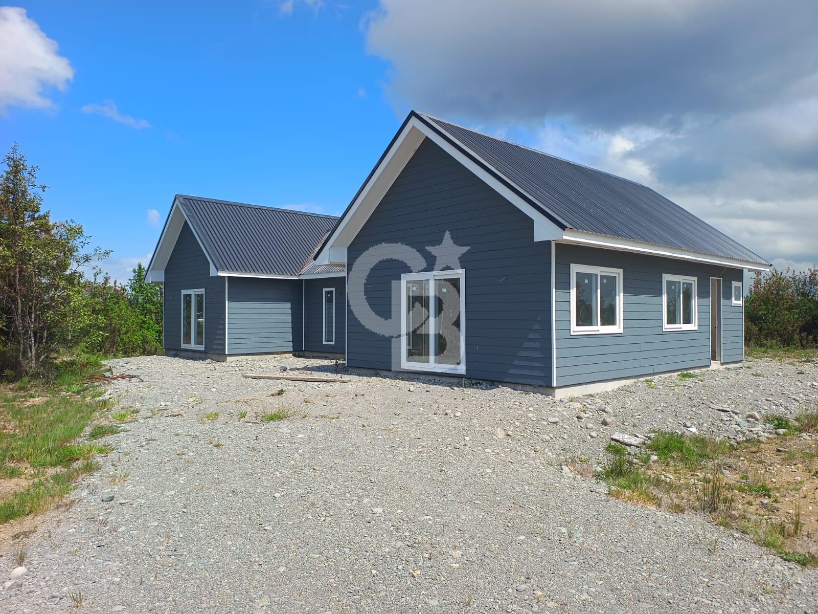 Puerto Varas, Chile, 4 Bedrooms Bedrooms, ,2 BathroomsBathrooms,Residential,For Sale,1990358