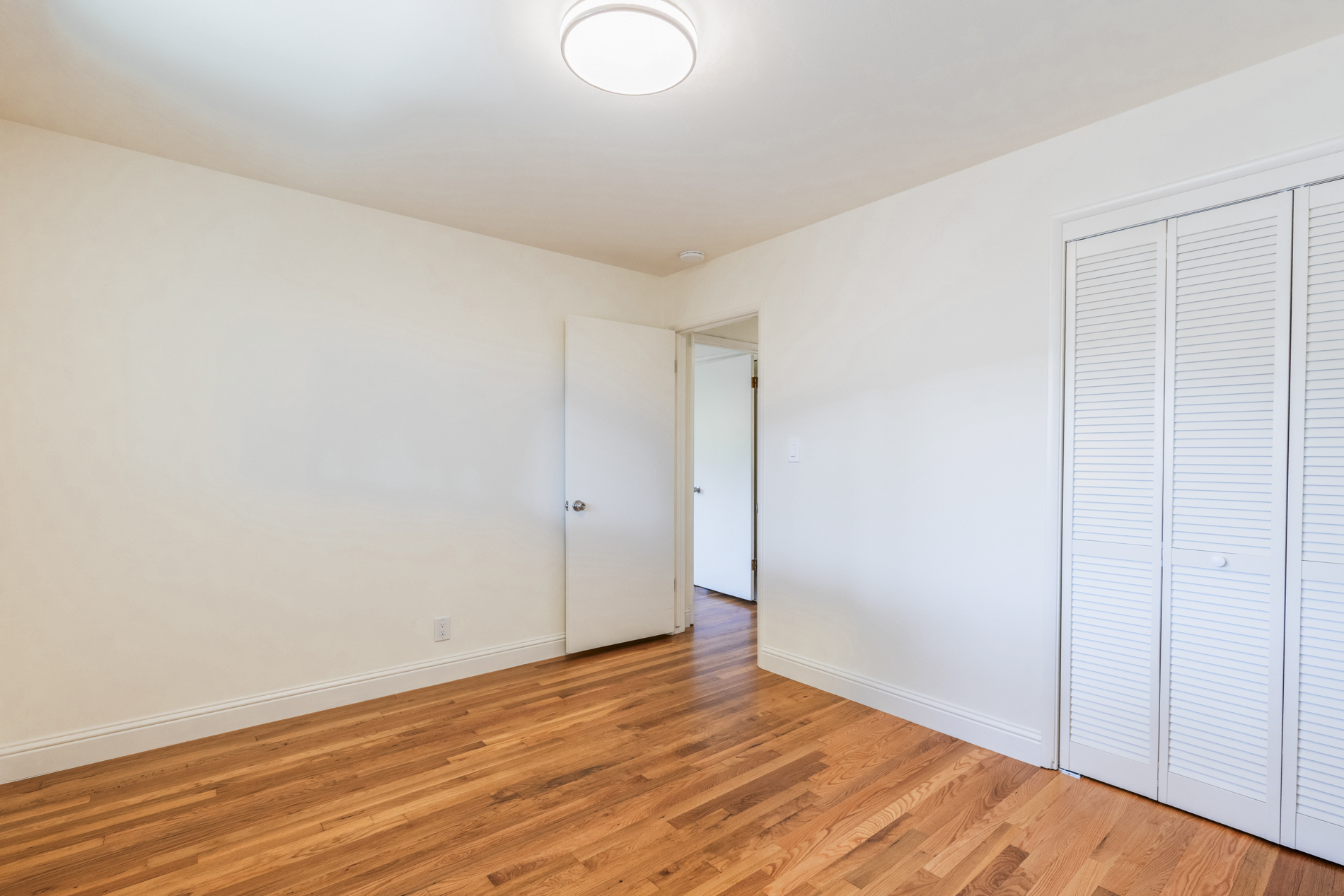  1072 Carson Street - 物件實景