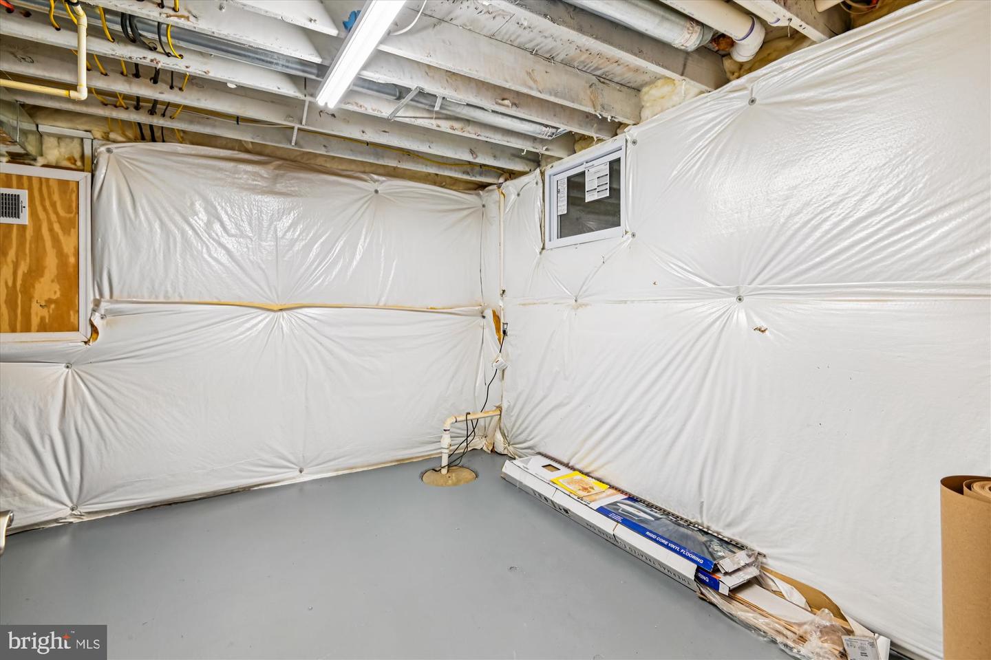 Riva, Maryland, 21140, United States, 4 Bedrooms Bedrooms, ,3 BathroomsBathrooms,Residential,For Sale,1993297